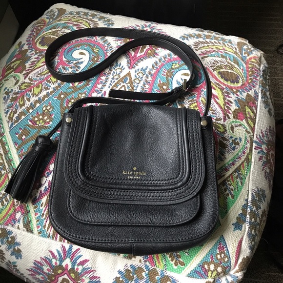 kate spade Handbags - Kate Spade cross body